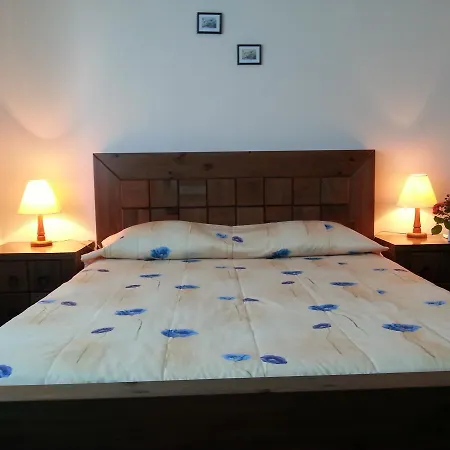 Sea View Family Hotel 2*