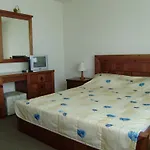 Sea View Family
